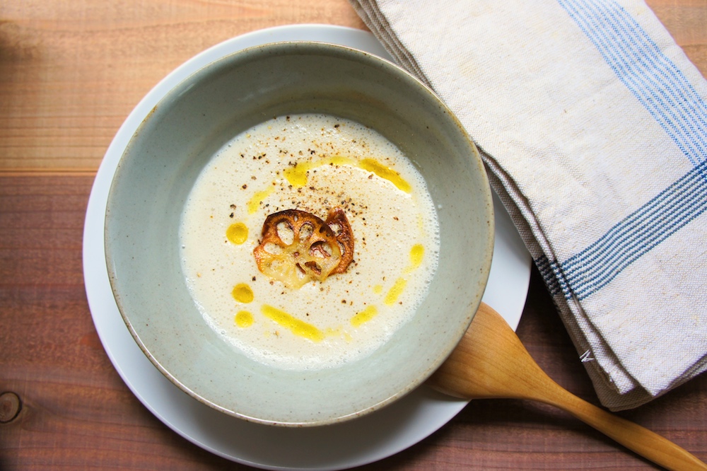 春はもうすぐ シンプルなスープが一手間で ちょっぴりおしゃれに レンコンのポタージュ オチビサン 公式サイト